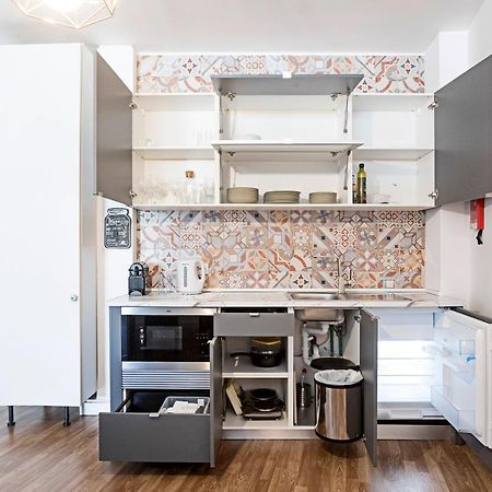 Amazing Apartment In Downtown Porto By Lovelystay Exterior photo